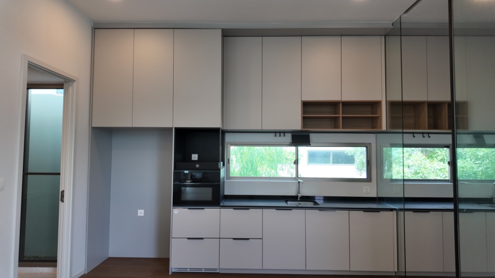 ขายบ้านพัฒนาการ ศรีนครินทร์ : ด่วน! ลดเป็นล้าน บ้านสุดหรูสไตล์โมเดิร์นลอฟท์ VIVE Rama9 หลังมุม ติดสวน