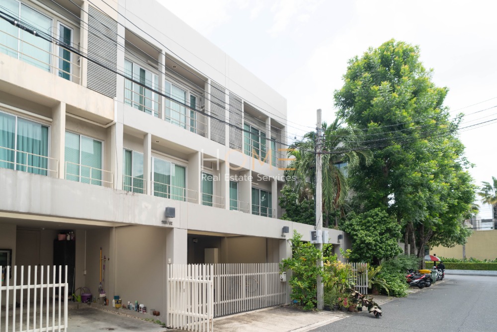 For RentTownhomePattanakan, Srinakarin : Townhome Noble Cube Pattanakarn / 3 Bedrooms (FOR RENT), Noble Cube Pattanakarn / Townhome 3 Bedrooms (FOR RENT) PALM774