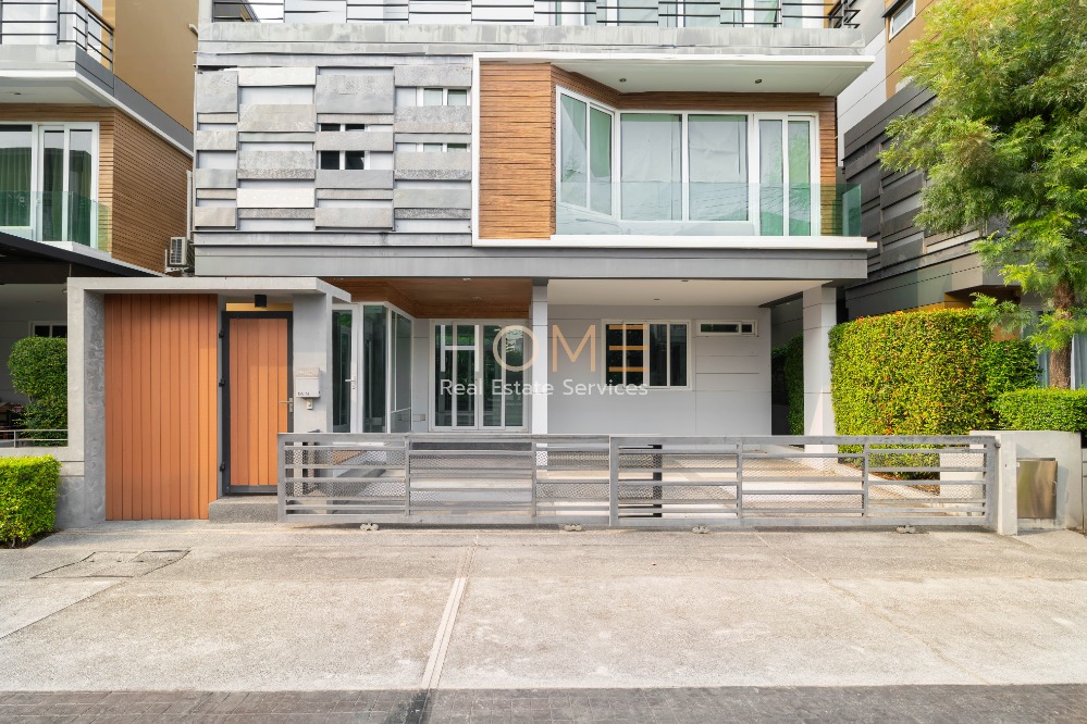 ขายบ้านลาดพร้าว เซ็นทรัลลาดพร้าว : บ้านเดี่ยว ลาดพร้าว ซอย 1 ✨ The Gallery House Pattern / Detached House 4 Bedrooms (FOR SALE), เดอะ แกลเลอรี่ เฮ้าส์ แพทเทิร์น / บ้านเดี่ยว 4 ห้องนอน (ขาย) RUK971