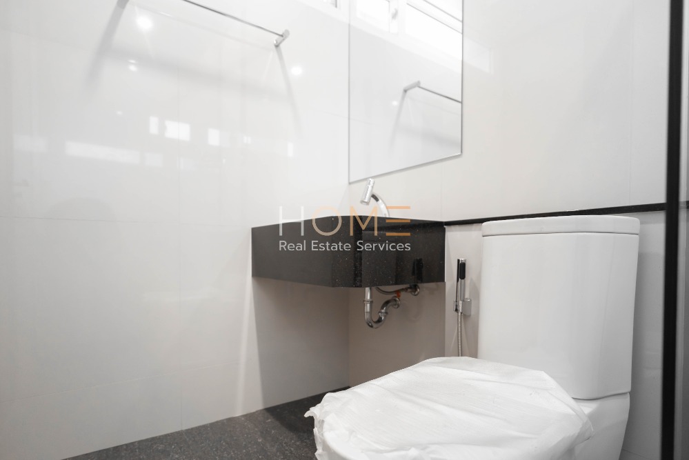 ขายบ้านลาดพร้าว เซ็นทรัลลาดพร้าว : บ้านเดี่ยว ลาดพร้าว ซอย 1 ✨ The Gallery House Pattern / Detached House 4 Bedrooms (FOR SALE), เดอะ แกลเลอรี่ เฮ้าส์ แพทเทิร์น / บ้านเดี่ยว 4 ห้องนอน (ขาย) RUK971