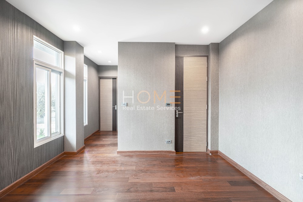 ขายบ้านลาดพร้าว เซ็นทรัลลาดพร้าว : บ้านเดี่ยว ลาดพร้าว ซอย 1 ✨ The Gallery House Pattern / Detached House 4 Bedrooms (FOR SALE), เดอะ แกลเลอรี่ เฮ้าส์ แพทเทิร์น / บ้านเดี่ยว 4 ห้องนอน (ขาย) RUK971