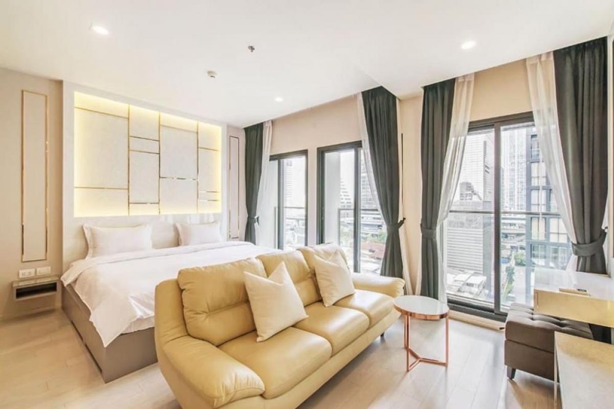For SaleCondoWitthayu, Chidlom, Langsuan, Ploenchit : ✨ 👍For sale with tenant til March 25
1 bedroom , Noble Ploenchit,special entrance direct to BTS Ploenchit