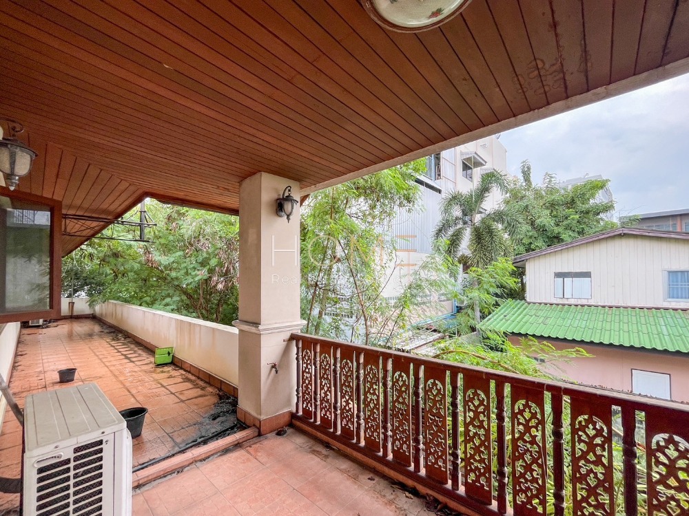 ขายบ้านพระราม 3 สาธุประดิษฐ์ : บ้านเดี่ยวใจกลางเมือง ย่านสาทร ✨ บ้านเดี่ยว สาธุประดิษฐ์ 34 / 6 ห้องนอน (ขาย), Detached House Sathu Pradit 34 / 6 Bedrooms (FOR SALE) NONT008