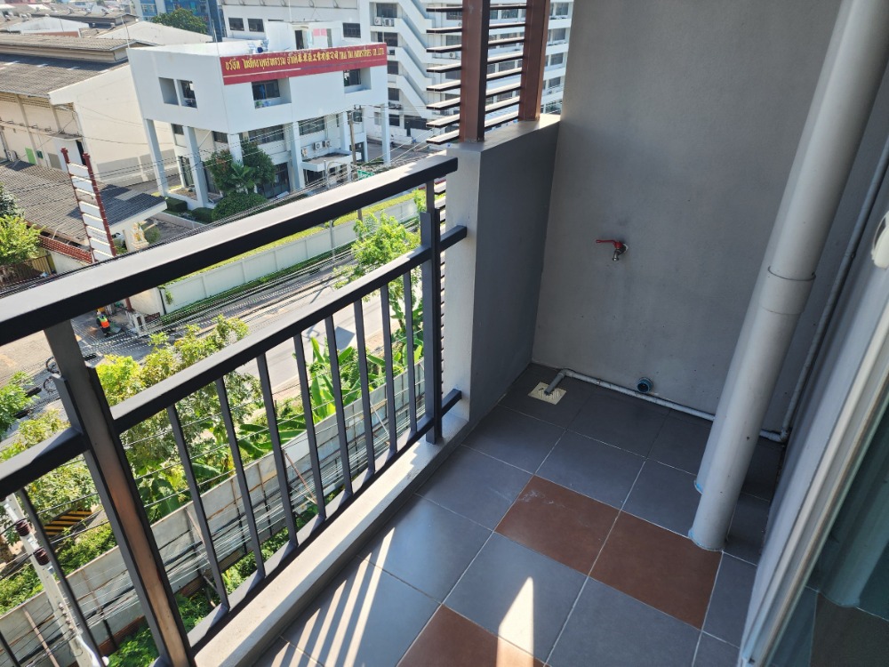 For RentCondoOnnut, Udomsuk : [Vacant room] Condo for rent, The Escape, Sukhumvit 101/1, ready to move in, Building F, open view
