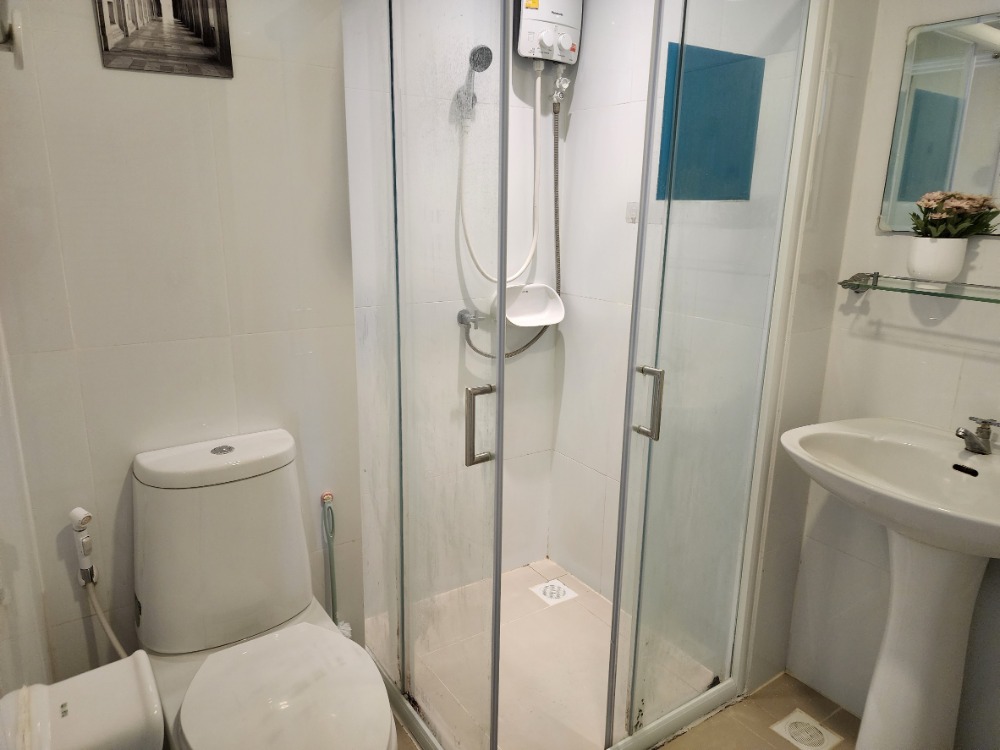 For RentCondoOnnut, Udomsuk : [Vacant room] Condo for rent, The Escape, Sukhumvit 101/1, ready to move in, Building F, open view