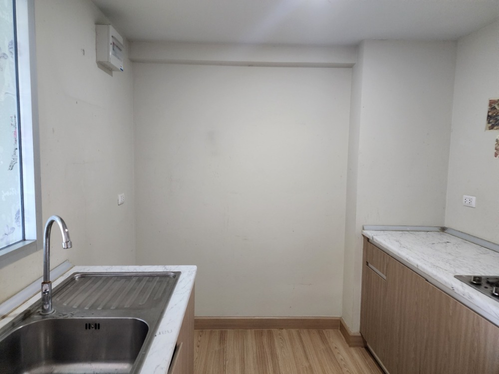 For RentCondoOnnut, Udomsuk : [Vacant room] Condo for rent, The Escape, Sukhumvit 101/1, ready to move in, Building F, open view