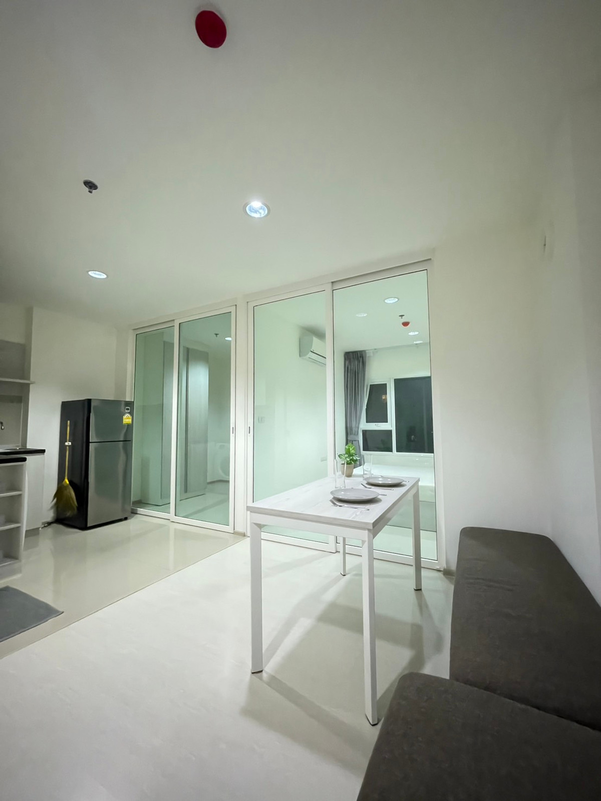 For RentCondoSamut Prakan,Samrong : Condo next to BTS Erawan station.