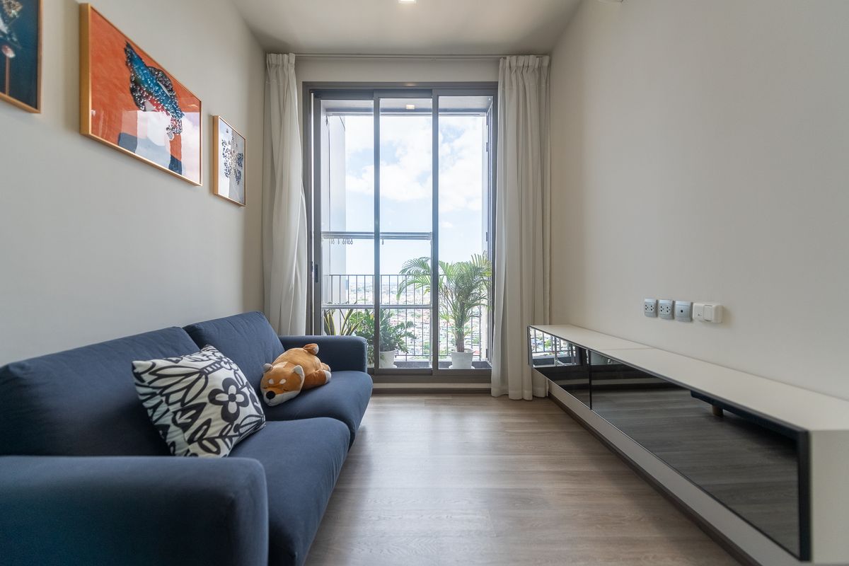 For RentCondoSathorn, Narathiwat : Rhythm Charoenkrung Pavillion Condo Rental Rental