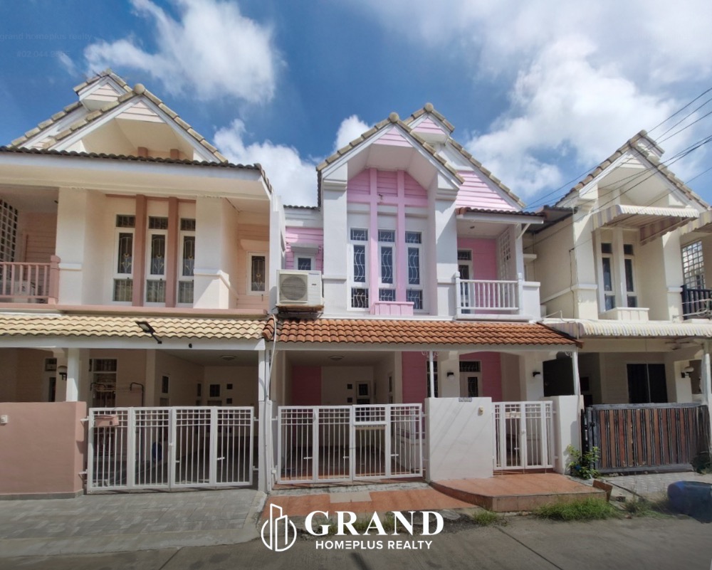 For SaleHousePathum Thani,Rangsit, Thammasat : 2-storey townhouse, Worarakun Village, Lam Luk Ka Khlong Sam