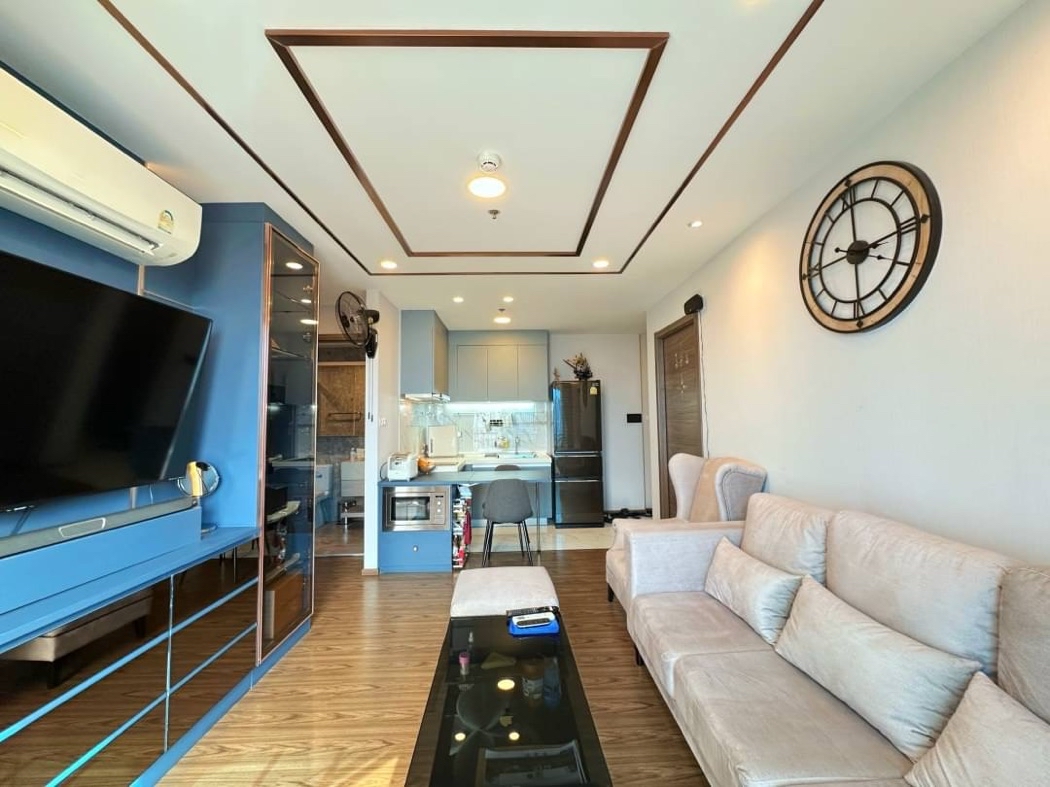 For SaleCondoRatchadapisek, Huaikwang, Suttisan : Condo for sale, urgent sale, luxury condo, Artisan Ratchada, Artisan Ratchada, prime location in the heart of Ratchada, Huai Khwang