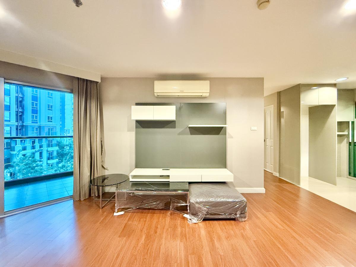 ขายคอนโดพระราม 9 เพชรบุรีตัดใหม่ RCA : 28/02/2026, รวมค่าโอนสุดคุ้ม! คอนโด Belle Grand Rama 9 3 ห้องนอน ใกล้ BTS/MRT พระราม 9 ขนาดใหญ่ 99 ตร.ม. พร้อมสิ่งอำนวยความสะดวกครบ ราคา 10.8 ล้าน!