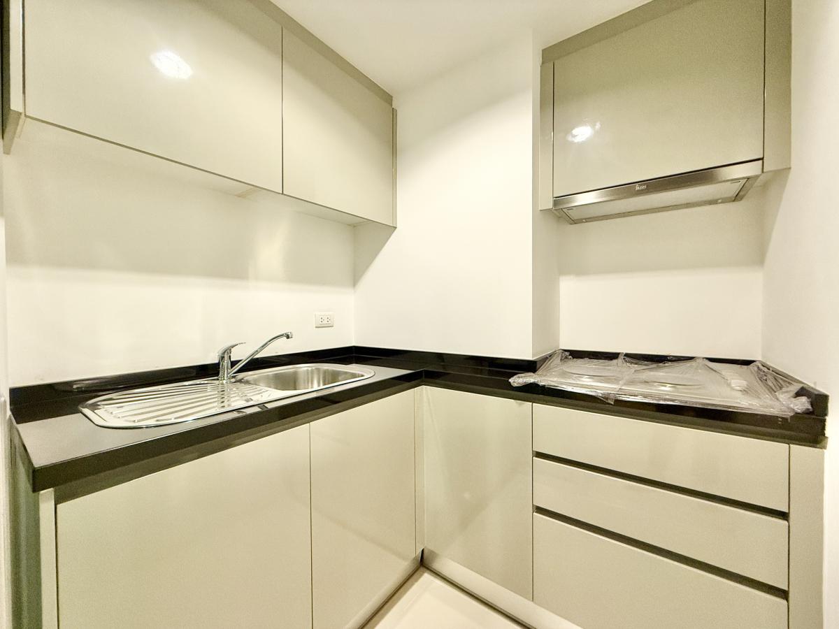 ขายคอนโดพระราม 9 เพชรบุรีตัดใหม่ RCA : 28/02/2026, รวมค่าโอนสุดคุ้ม! คอนโด Belle Grand Rama 9 3 ห้องนอน ใกล้ BTS/MRT พระราม 9 ขนาดใหญ่ 99 ตร.ม. พร้อมสิ่งอำนวยความสะดวกครบ ราคา 10.8 ล้าน!