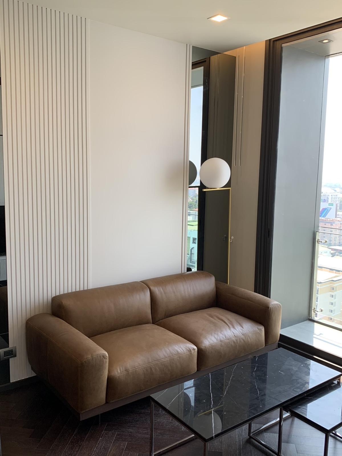 ขายคอนโดอารีย์ อนุสาวรีย์ : 03/04/2026, รวมค่าโอนสุดยอดคอนโดใจกลางกรุง! The Monument Sanampao 54 ตร.ม. 
ใกล้ BTS สนามเป้า ราคาพิเศษ 12.9 ลบ. รีบจับจอง! 0642748883