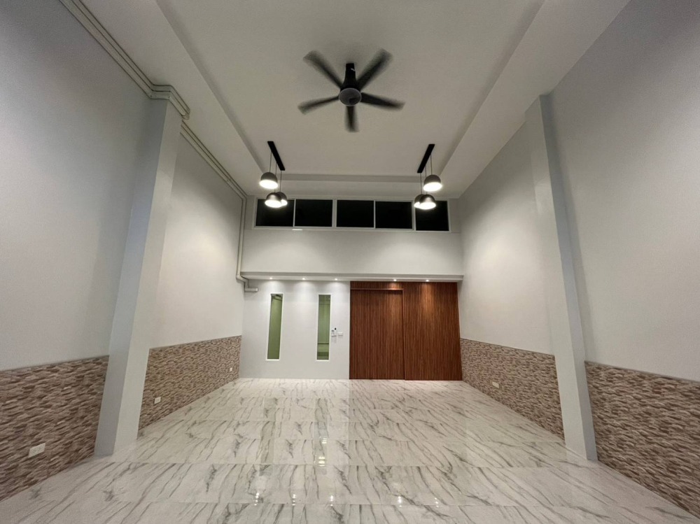 For SaleTownhomeRama3 (Riverside),Satupadit : Townhouse for sale, 4.5 floors (renovated, ready to move in), on Soi Amorn Road (Nang Linchi)