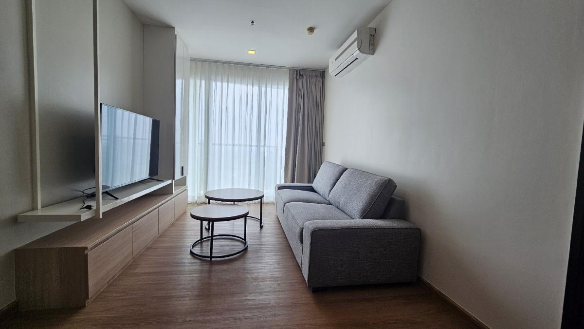 For RentCondoOnnut, Udomsuk : 🔥For rent Skywalk Condo near BTS Phra Khanong, 2 bedrooms, 42nd floor