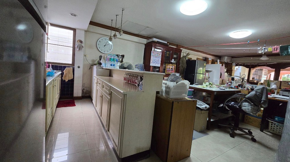 For SaleHousePattanakan, Srinakarin : For sale: 2-storey detached house, Panya Village Pattanakarn, Soi Pattanakarn 30, corner house