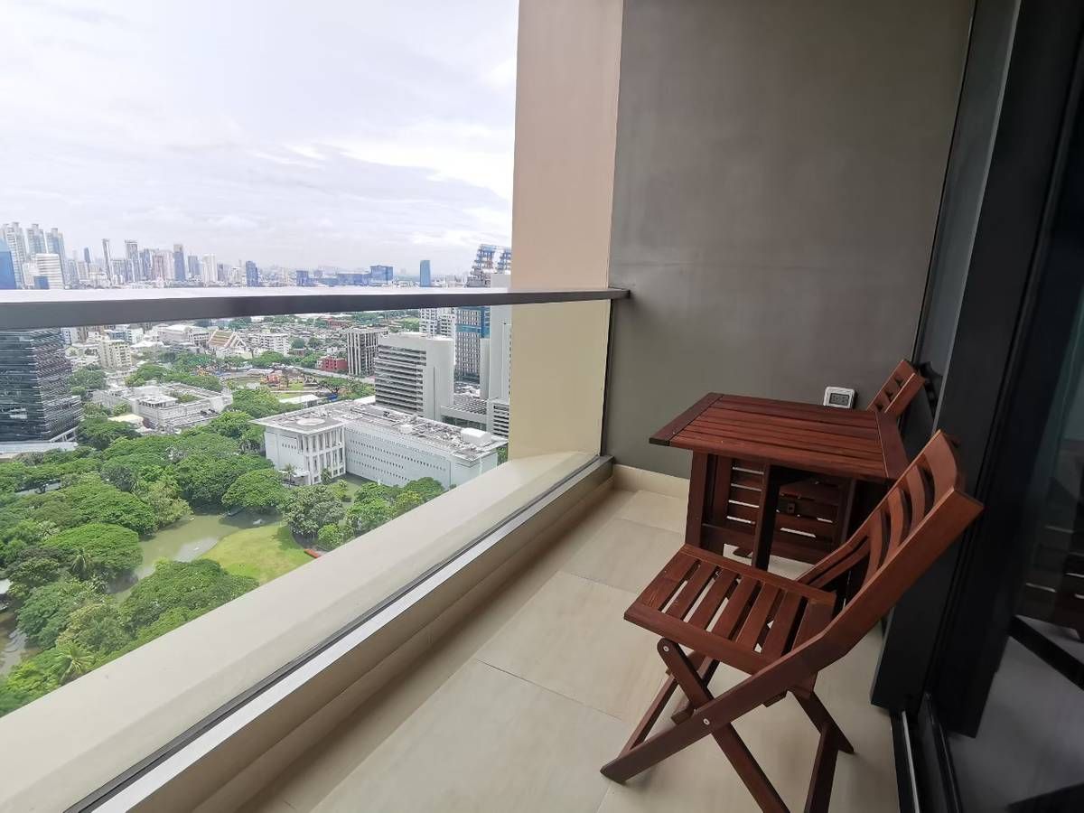 For RentCondoWitthayu, Chidlom, Langsuan, Ploenchit : • 𝐑𝐄𝐍𝐓 • 𝐒𝐢𝐧𝐝𝐡𝐨𝐫𝐧 𝐑𝐞𝐬𝐢𝐝𝐞𝐧𝐜𝐞 • 𝟐 𝐁𝐞𝐝 • 𝟏𝟐𝟎 𝐒𝐪𝐦. • 𝟏𝟒𝟎𝟎𝟎𝟎 • 𝐅𝐮𝐥𝐥𝐲-𝐅𝐮𝐫𝐧𝐢𝐬𝐡𝐞𝐝 𝐋𝐢𝐧𝐞 𝐈𝐃 : 𝐕𝐚𝐬𝐬𝐢𝐥𝐲