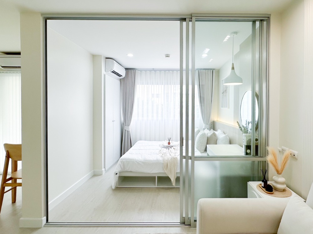 For SaleCondoKaset Nawamin,Ladplakao : Condo for sale, Lumpini Ramintra-Lat Phrao 2, beautiful room, complete with new furniture