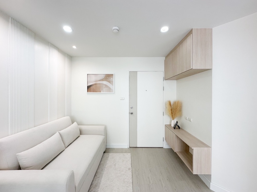 For SaleCondoKaset Nawamin,Ladplakao : Condo for sale, Lumpini Ramintra-Lat Phrao 2, beautiful room, complete with new furniture