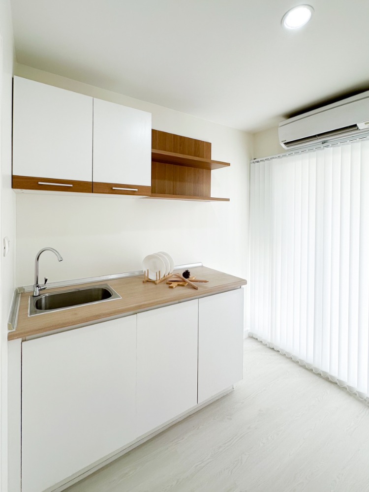 For SaleCondoKaset Nawamin,Ladplakao : Condo for sale, Lumpini Ramintra-Lat Phrao 2, beautiful room, complete with new furniture