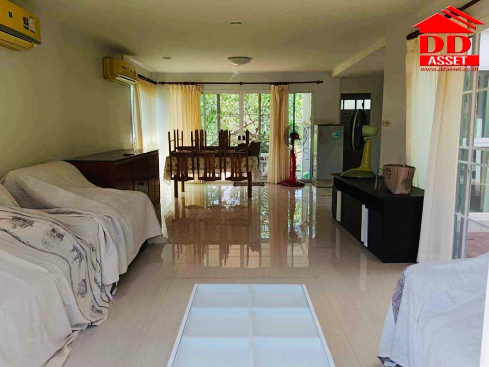 ขายบ้านระยอง : ขายบ้านเดี่ยวชั้นเดียว หลังมุม หมู่บ้านร็อคการ์เด้นบีช จ.ระยอง อำเภอแกลง บ้านรีโนเวทใหม่ รหัส : H8131