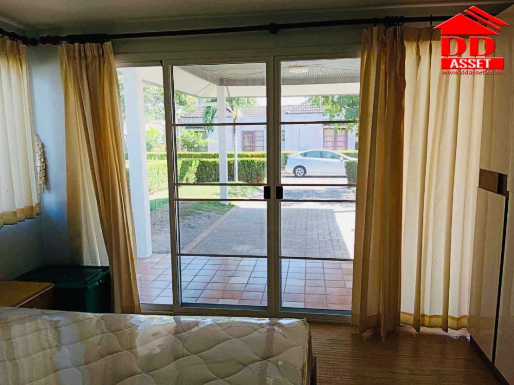 ขายบ้านระยอง : ขายบ้านเดี่ยวชั้นเดียว หลังมุม หมู่บ้านร็อคการ์เด้นบีช จ.ระยอง อำเภอแกลง บ้านรีโนเวทใหม่ รหัส : H8131