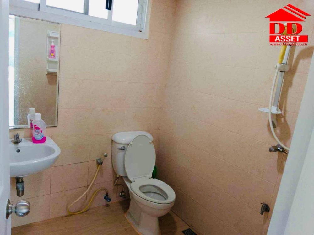 ขายบ้านระยอง : ขายบ้านเดี่ยวชั้นเดียว หลังมุม หมู่บ้านร็อคการ์เด้นบีช จ.ระยอง อำเภอแกลง บ้านรีโนเวทใหม่ รหัส : H8131