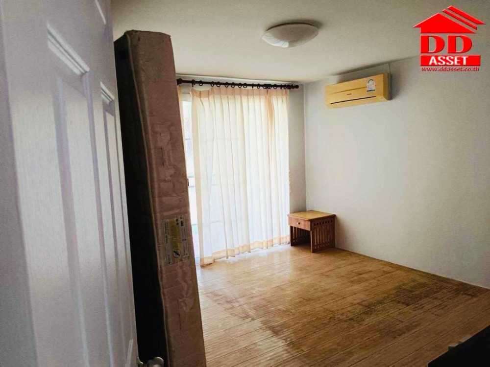 ขายบ้านระยอง : ขายบ้านเดี่ยวชั้นเดียว หลังมุม หมู่บ้านร็อคการ์เด้นบีช จ.ระยอง อำเภอแกลง บ้านรีโนเวทใหม่ รหัส : H8131