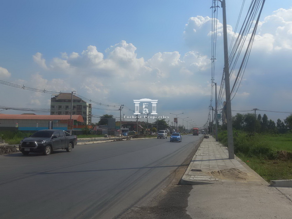 For SaleLandPathum Thani,Rangsit, Thammasat : Land for Sale in Lam Luk Ka, Pathum Thani – Prime Location on Road No. 3004