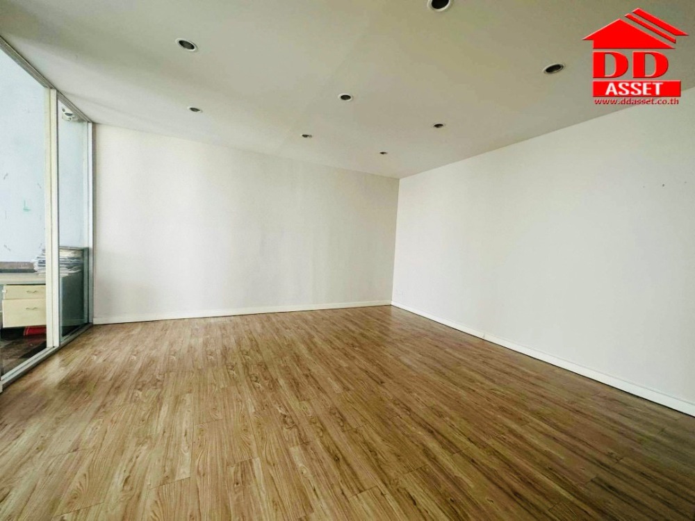 ให้เช่าโชว์รูมบางนา แบริ่ง ลาซาล : For Rent Evergreen อ็อฟฟิศ Shop ชั้นล่าง บางนา ใกล้ตึกเนชั่น รหัส : C8245
