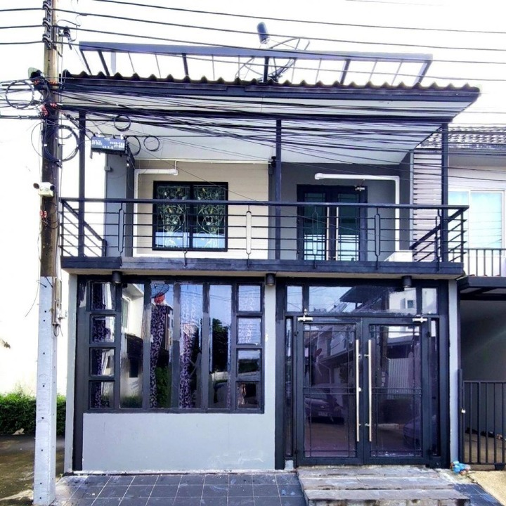 For RentTownhomeKaset Nawamin,Ladplakao : Townhouse for rent, Ariya Color 1 Lat Phrao, near The Jas Ramintra, only 5 minutes.