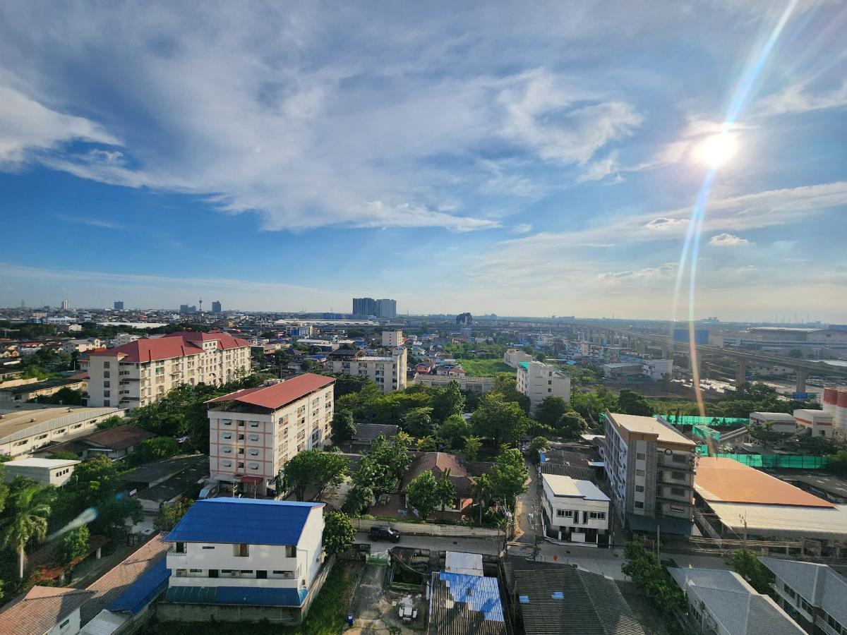 For RentCondoSamut Prakan,Samrong : Condo for rent Supalai Veranda Sukhumvit 117, make an appointment to view the room 👉line :  @pfbkk