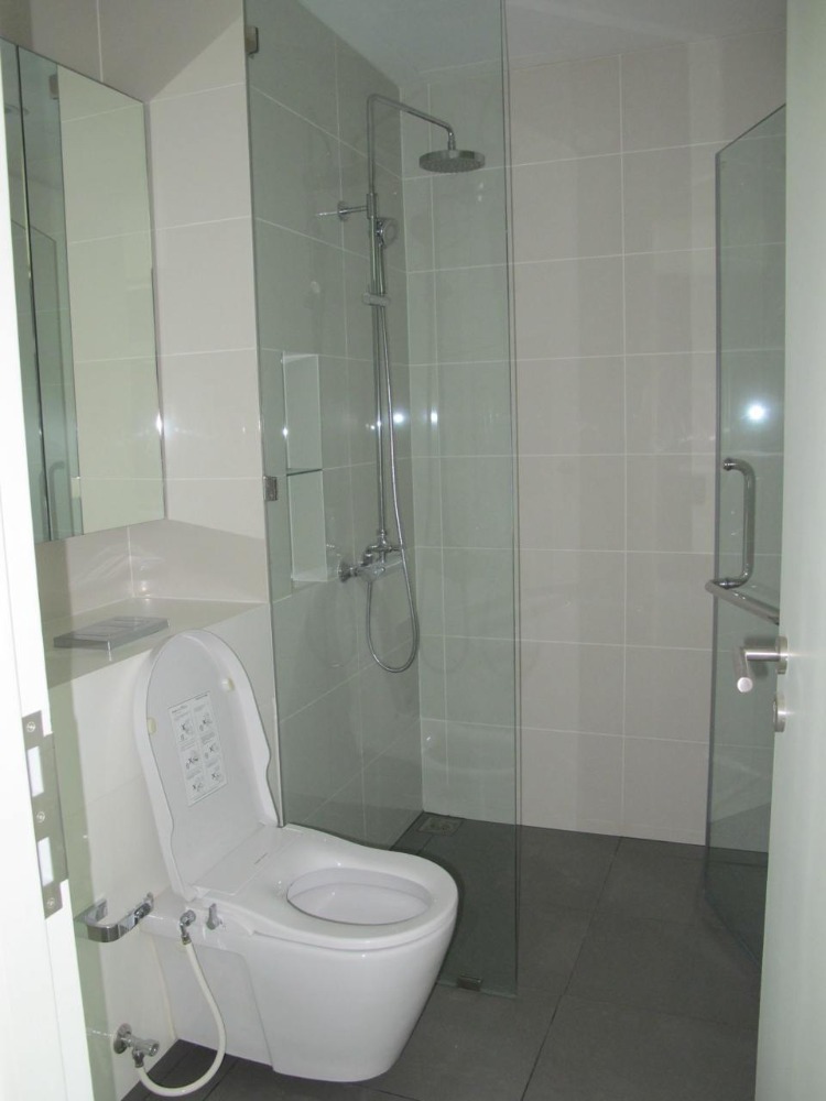 ขายคอนโดสีลม ศาลาแดง บางรัก : Siamese Surawong【𝐒𝐄𝐋𝐋】🔥การใช้ชีวิตในเมืองที่ไม่หยุดนิ่ง คอนโดที่ตอบสนองทุกไลฟ์สไตล์ พร้อมเข้าอยู่🔥 ติดต่อไลน์ไอดี: @hacondo