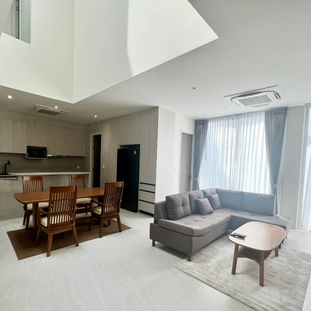 ให้เช่าบ้านพระราม 9 เพชรบุรีตัดใหม่ RCA : Noble Terra Rama 9 for rent