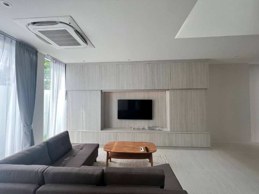 ให้เช่าบ้านพระราม 9 เพชรบุรีตัดใหม่ RCA : Noble Terra Rama 9 for rent