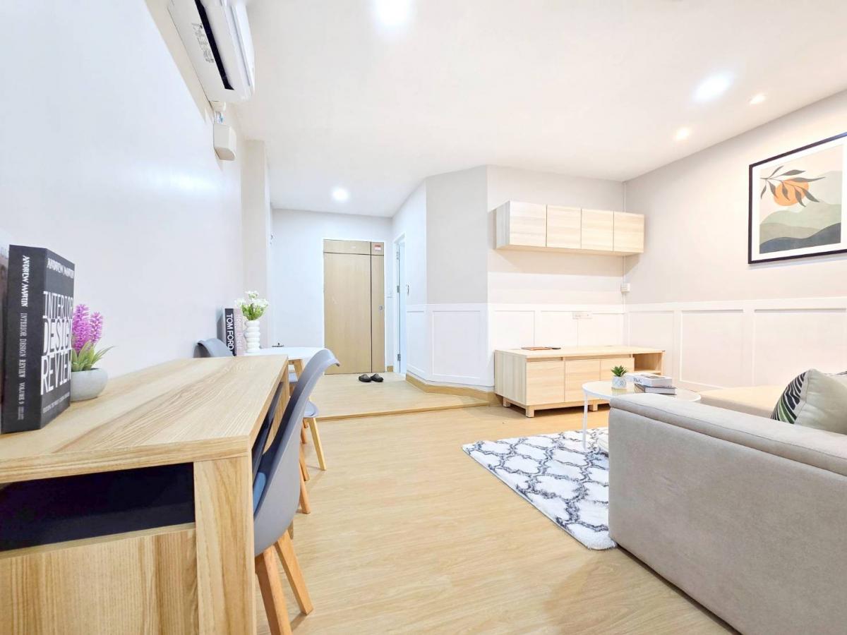 ขายคอนโดรามคำแหง หัวหมาก : อยากได้ห้องใหญ่ ๆ ฟีลบ้าน แต่จ่ายน้อยกว่าเช่า ต้องที่นี่! บดินทร์ สวีท โฮม  (𝐁𝐨𝐝𝐢𝐧 𝐒𝐮𝐢𝐭𝐞 𝐇𝐨𝐦𝐞)🌲🌲