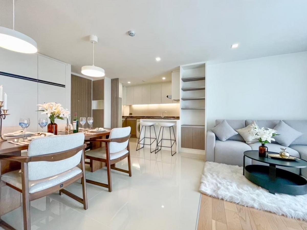 For SaleCondoSukhumvit, Asoke, Thonglor : Condo for sale Art@Thonglor 25 size 72.5 Sq.m 2 bed 2 bath only 10.49 MB !! Contact 086-795-9997 (Jimmy)