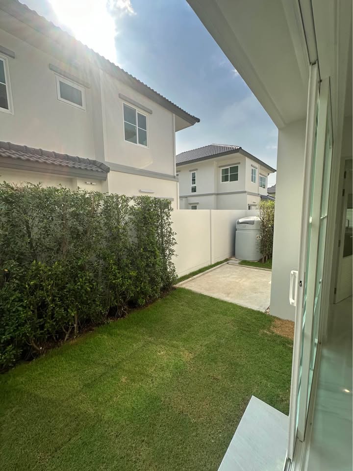 ให้เช่าบ้านบางนา แบริ่ง ลาซาล : ให้เช่า Villaggio 3 ศรีนครินทร์-บางนา 4 ห้องนอน 5 ห้องน้ำ (เจ้าของปล่อยเอง) บ้านใหม่ทำเลดี ติดคลับเฮาส์