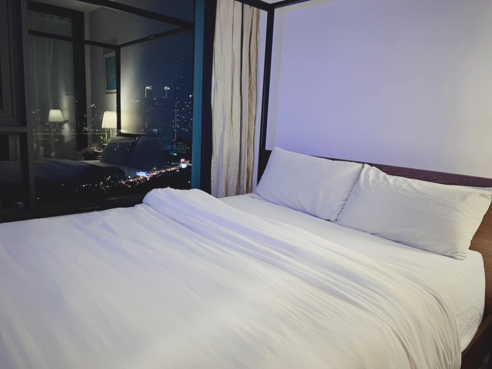 For RentCondoWitthayu, Chidlom, Langsuan, Ploenchit : Life One Wireless【𝐑𝐄𝐍𝐓】🔥Live conveniently in a luxury condo near the BTS. Built-in, complete in one place.🔥 Contact Line ID: @hacondo