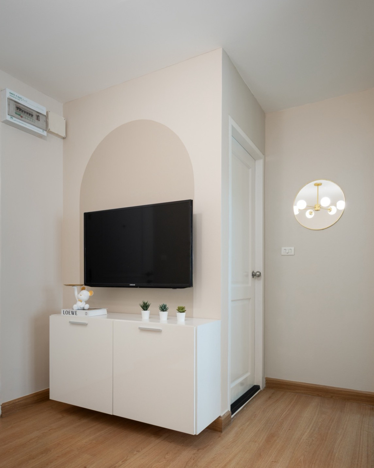 ขายคอนโดวิภาวดี ดอนเมือง หลักสี่ : ขายคอนโด  เด็น วิภาวดี สนามบิน เขต ดอนเมือง กรุงเทพ  CX-140038 (S)