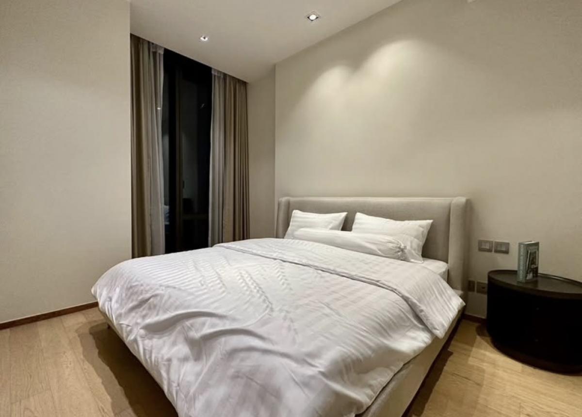 For SaleCondoWitthayu, Chidlom, Langsuan, Ploenchit : Condo for sale 28 Chidlom size 47 Sq.m 1 bed 1 bath only 14.99 MB| Rent 50,000 contact 086-795-9997 (Jimmy)