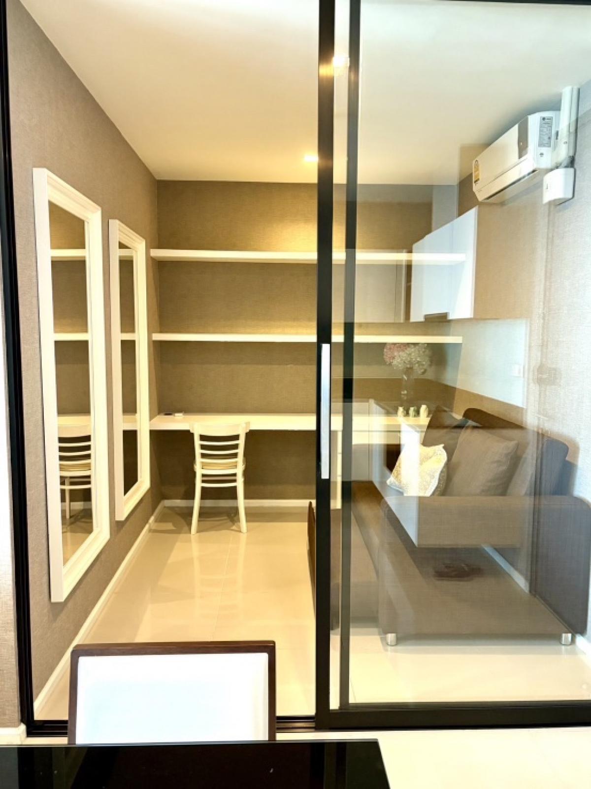 For SaleCondoRatchadapisek, Huaikwang, Suttisan : Condo for sale: Quinn Ratchada 17, size 52 Sq.m, 1 bed plus, only 6,250,000, contact 086-795-9997 (Jimmy)
