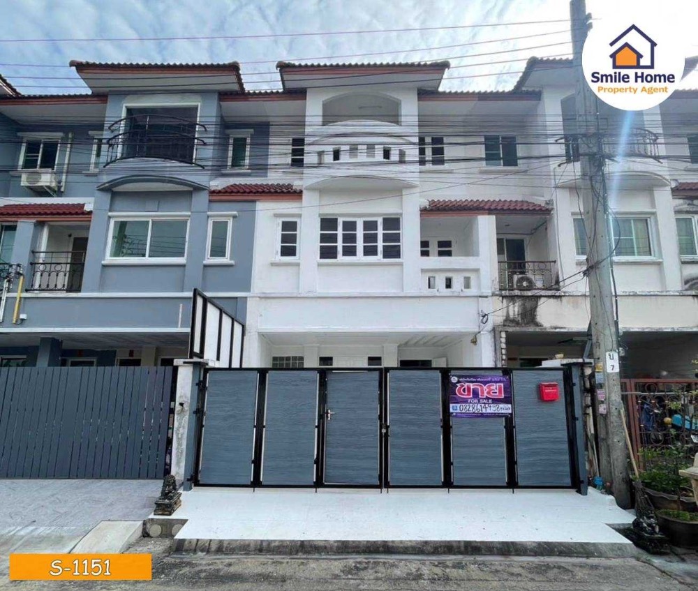 For SaleTownhomeOnnut, Udomsuk : Townhouse for sale, The Green Park, Srinakarin 45, near the Yellow Line