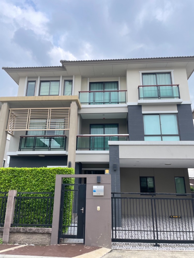 For SaleHouseVipawadee, Don Mueang, Lak Si : ( Code AM1084 ) Passorn Songprap house for sale in the best and most luxurious location on Songprapa Road.