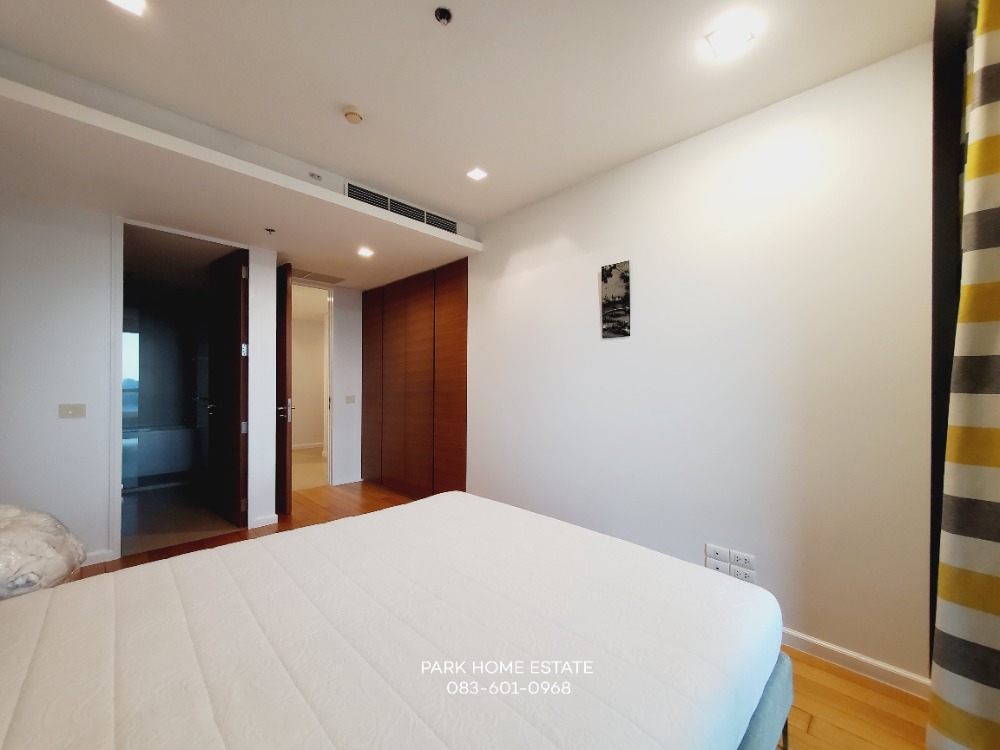 For RentCondoWongwianyai, Charoennakor : For rent : The River The River . 2 Bedroom River View 📞 Line : @pukkhome (with @)