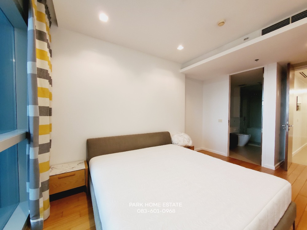 For RentCondoWongwianyai, Charoennakor : For rent : The River The River . 2 Bedroom River View 📞 Line : @pukkhome (with @)