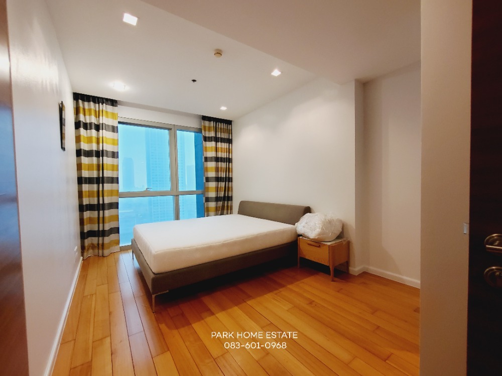 For RentCondoWongwianyai, Charoennakor : For rent : The River The River . 2 Bedroom River View 📞 Line : @pukkhome (with @)