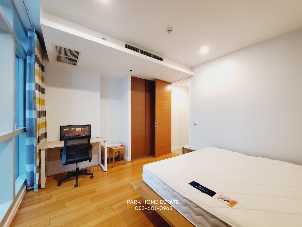 For RentCondoWongwianyai, Charoennakor : For rent : The River The River . 2 Bedroom River View 📞 Line : @pukkhome (with @)