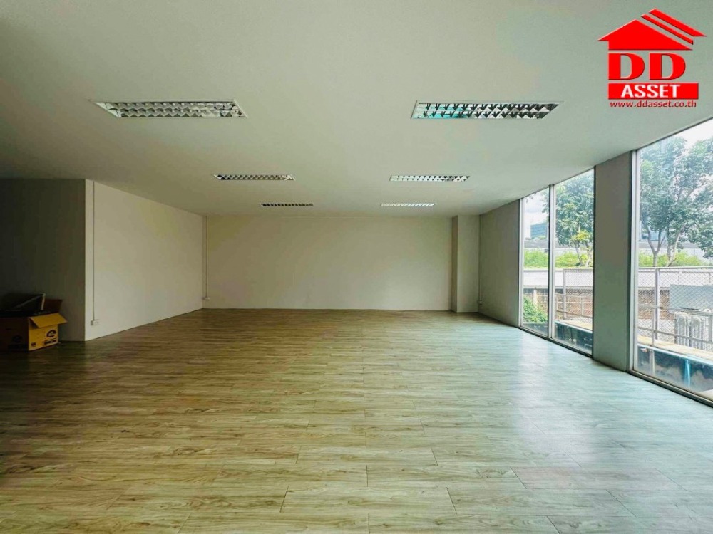 ให้เช่าโชว์รูมบางนา แบริ่ง ลาซาล : For Rent Evergreen อ็อฟฟิศ Shop ชั้นล่าง บางนา ใกล้ตึกเนชั่น รหัส : C8246