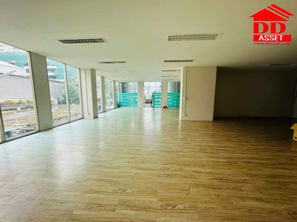 ให้เช่าโชว์รูมบางนา แบริ่ง ลาซาล : For Rent Evergreen อ็อฟฟิศ Shop ชั้นล่าง บางนา ใกล้ตึกเนชั่น รหัส : C8246
